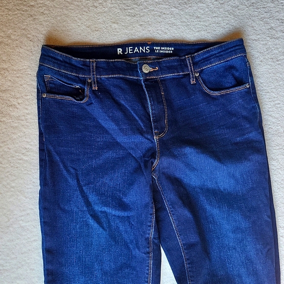 Reitmans Dark Denim Size 31 Bootcut - Picture 1 of 4